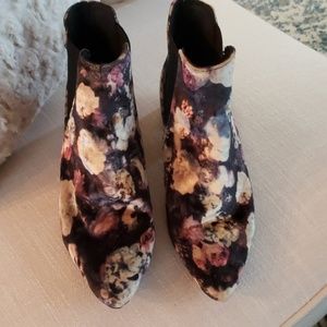 PRICE DROP - Top Shop Ankle boots